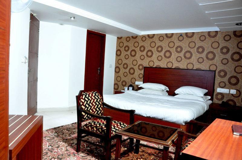 Hotel Trinetar Resorts Batoti Exterior foto