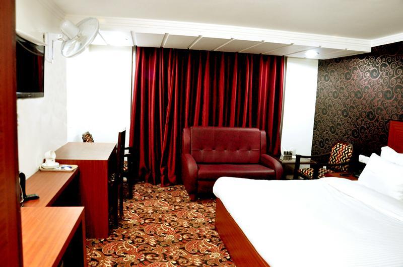 Hotel Trinetar Resorts Batoti Exterior foto